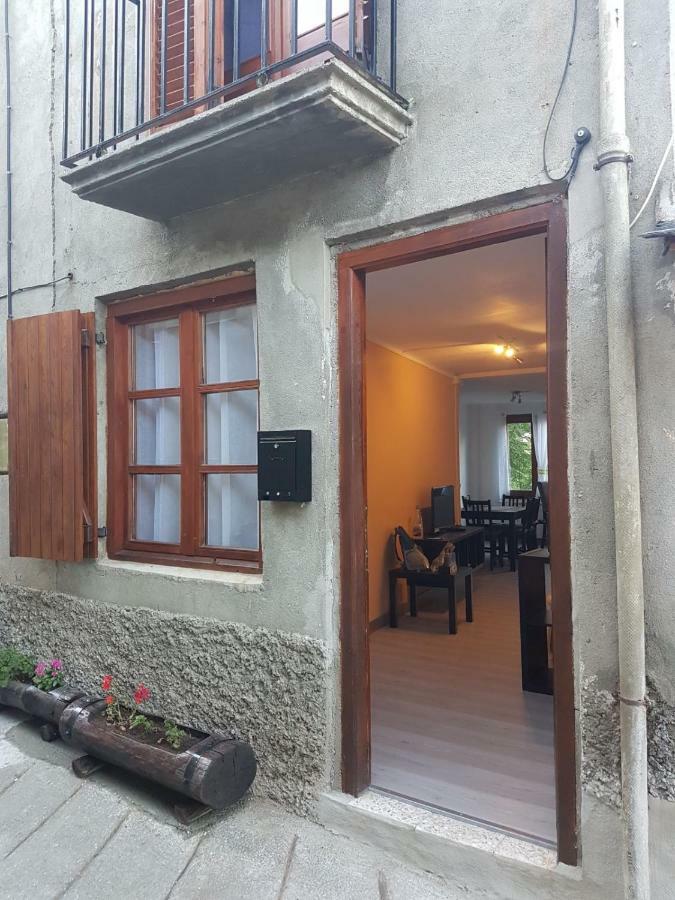 Casa Ponet Villa Valencia D'Aneu Екстериор снимка